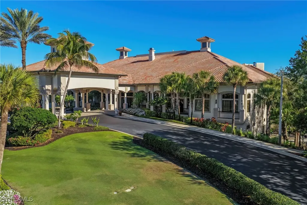 12592 Grandezza Circle Estero FL 33928