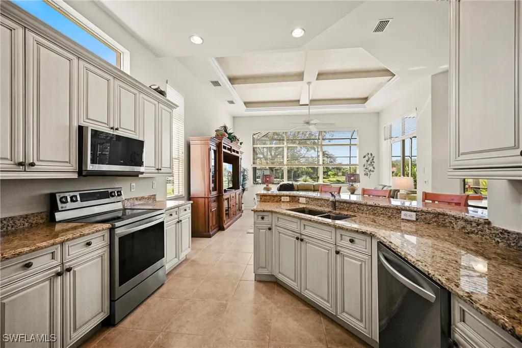 12592 Grandezza Circle Estero FL 33928