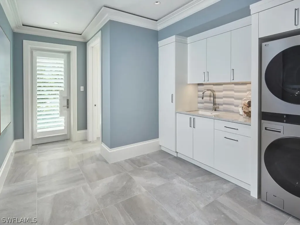 3220 Rum Row Naples FL 34102