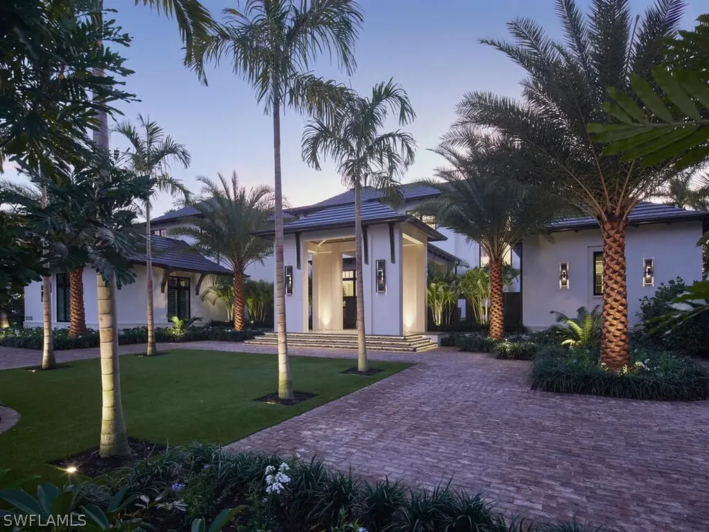 3220 Rum Row Naples FL 34102
