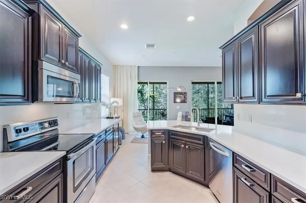 9528 Ironstone Terrace Naples FL 34120