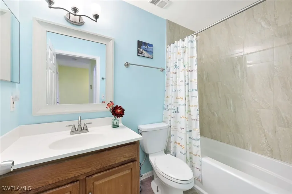 192 Furse Lakes Circle Naples FL 34104