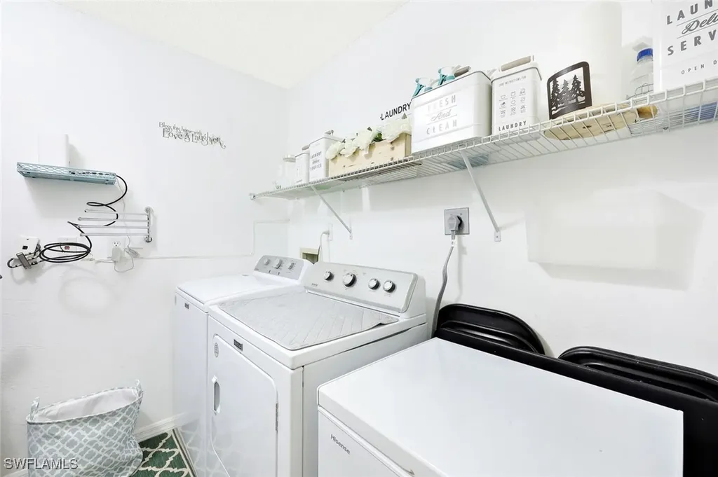 192 Furse Lakes Circle Naples FL 34104