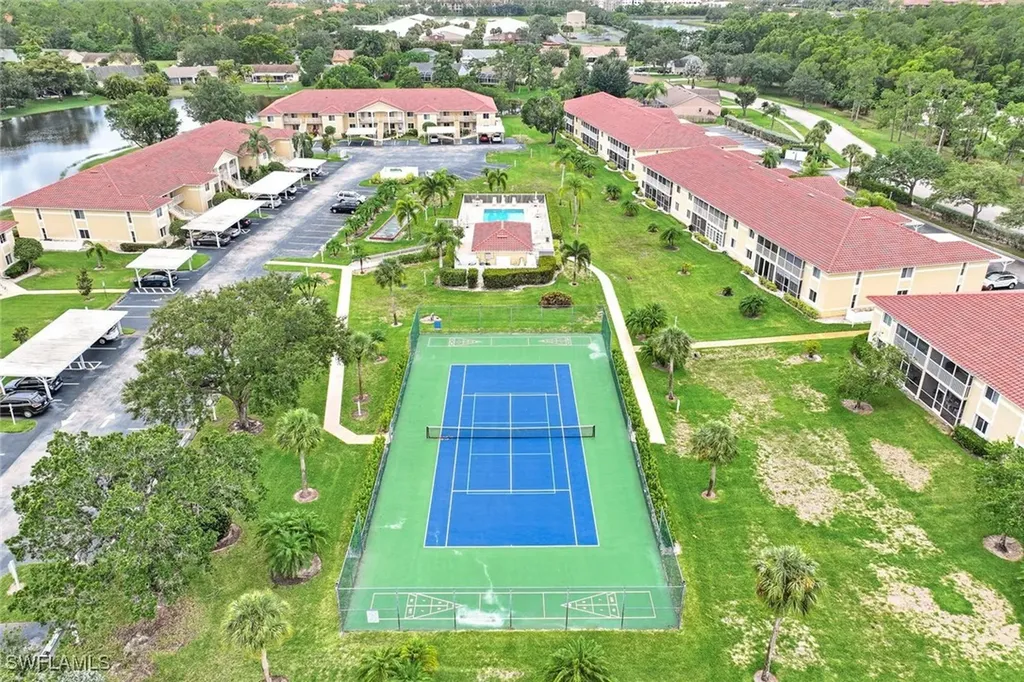 192 Furse Lakes Circle Naples FL 34104