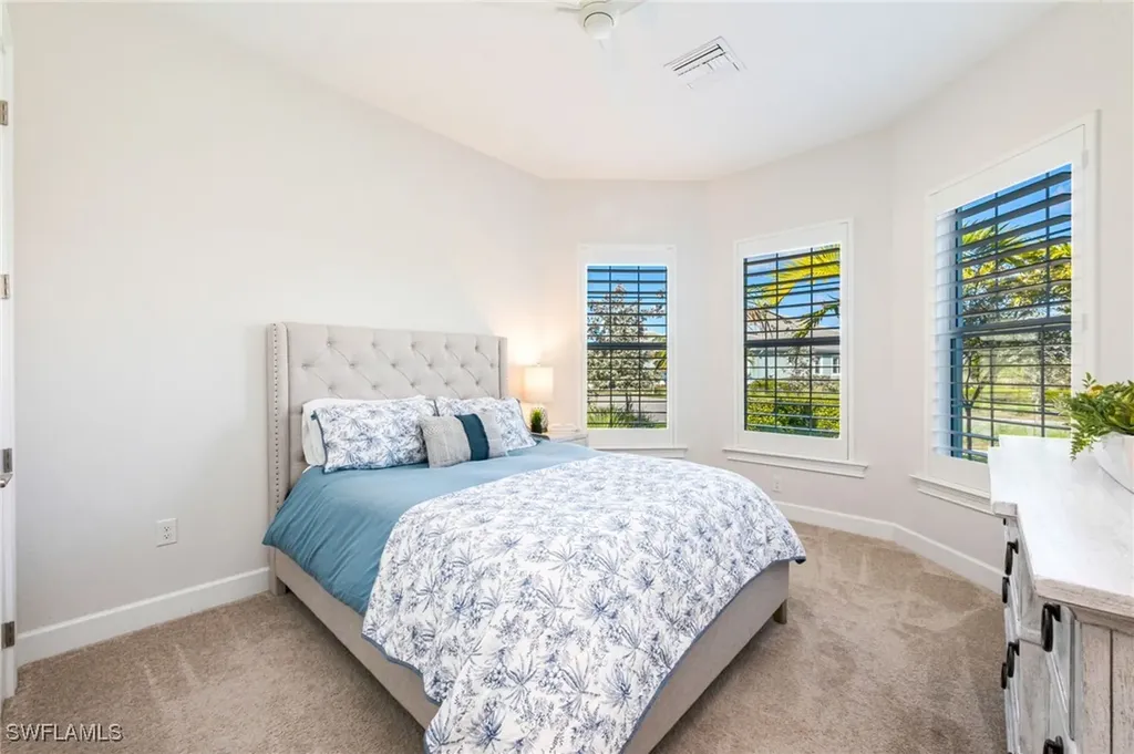 6439 Negril Isle Drive Naples FL 34113