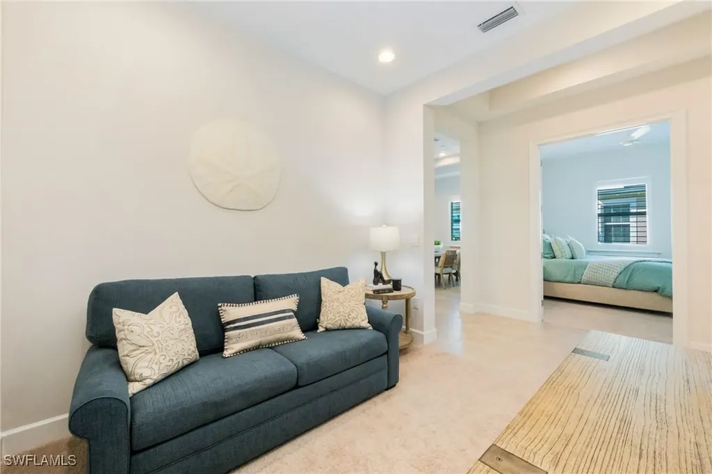 6439 Negril Isle Drive Naples FL 34113