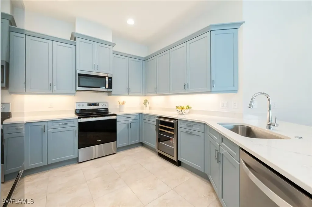 6439 Negril Isle Drive Naples FL 34113