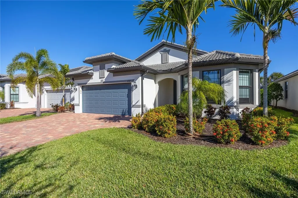 6767 Pennyroyal Drive Naples FL 34114