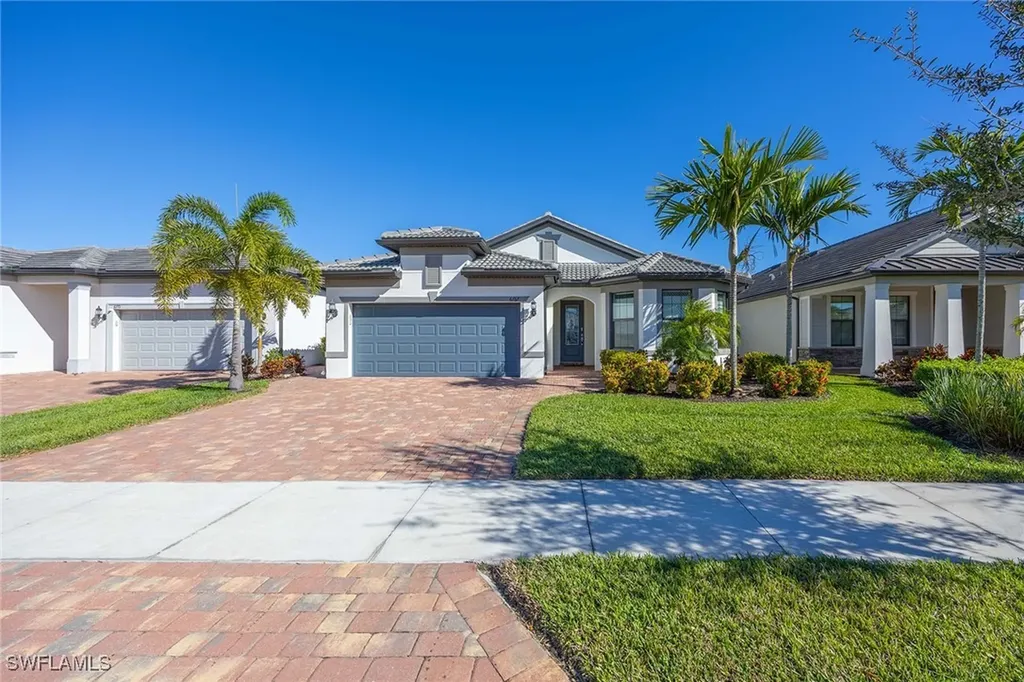 6767 Pennyroyal Drive Naples FL 34114