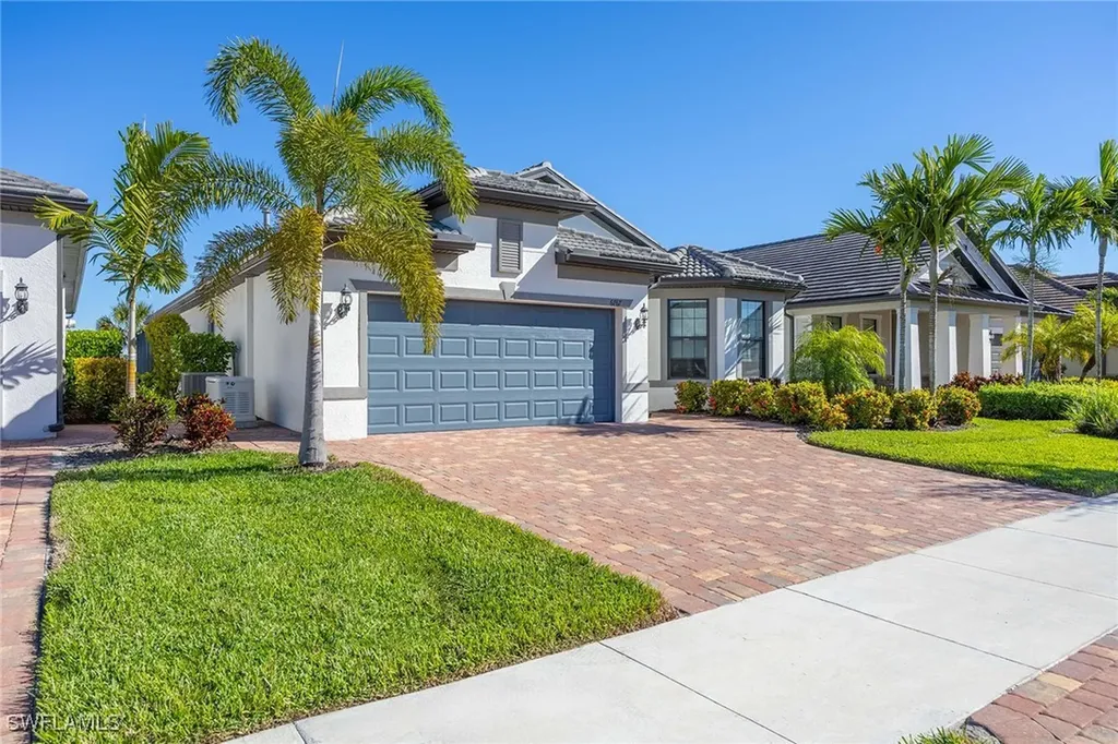 6767 Pennyroyal Drive Naples FL 34114