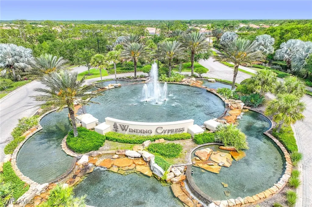 6767 Pennyroyal Drive Naples FL 34114