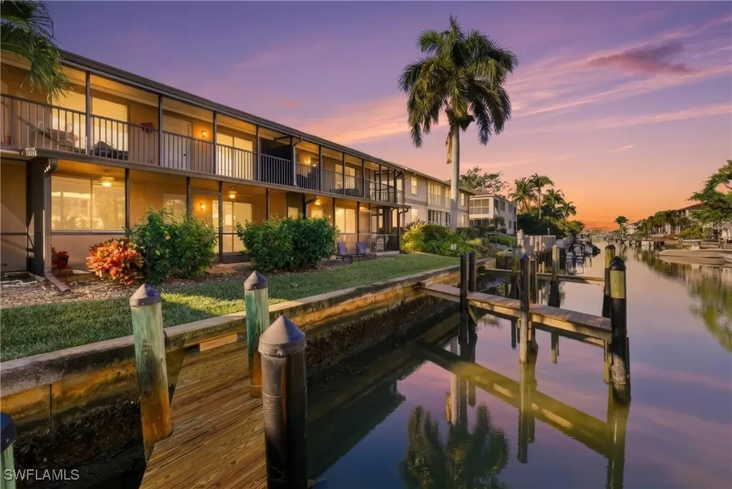 1519 Chesapeake Avenue Naples FL 34102
