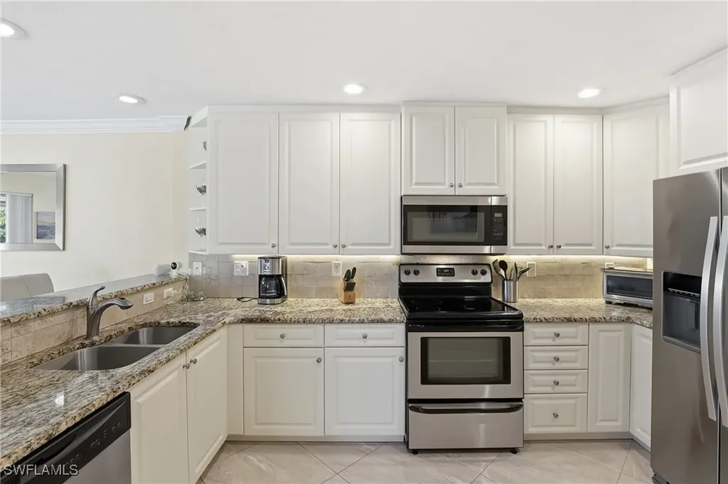 1519 Chesapeake Avenue Naples FL 34102