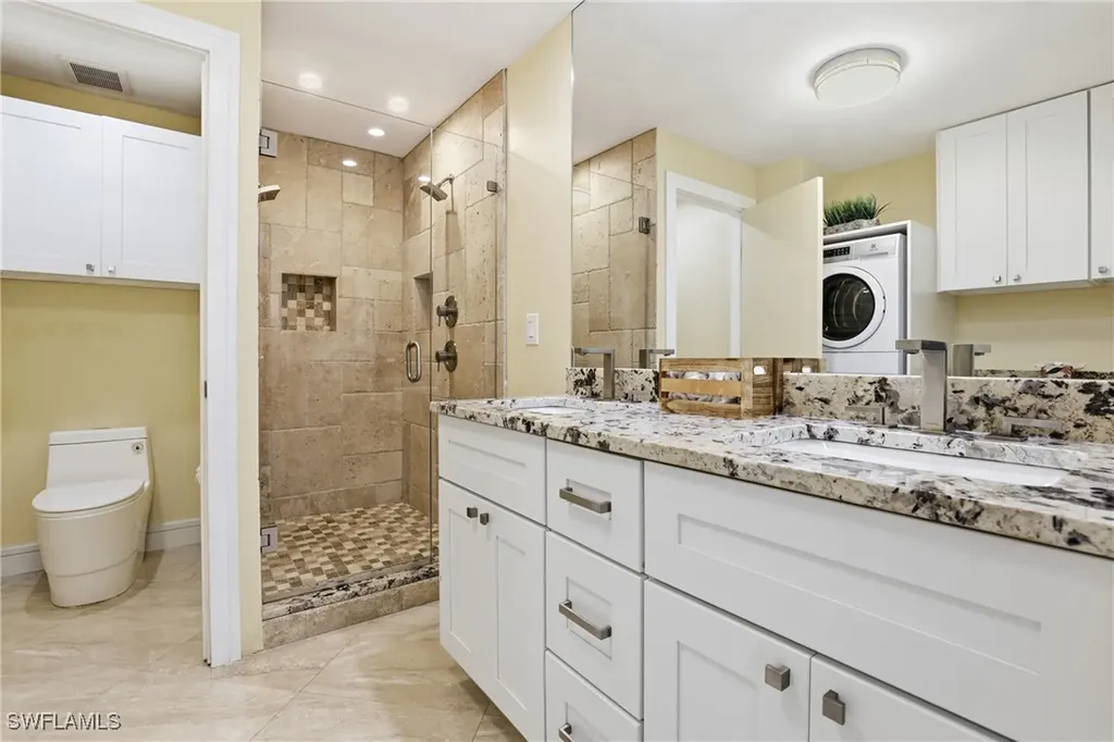 1519 Chesapeake Avenue Naples FL 34102
