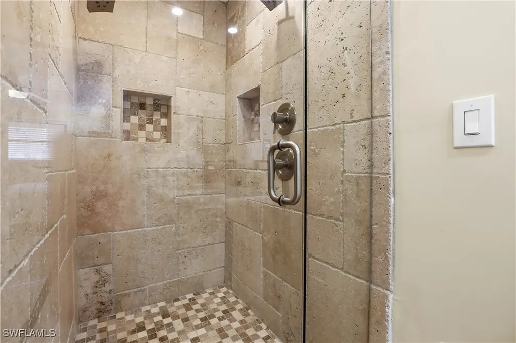 1519 Chesapeake Avenue Naples FL 34102
