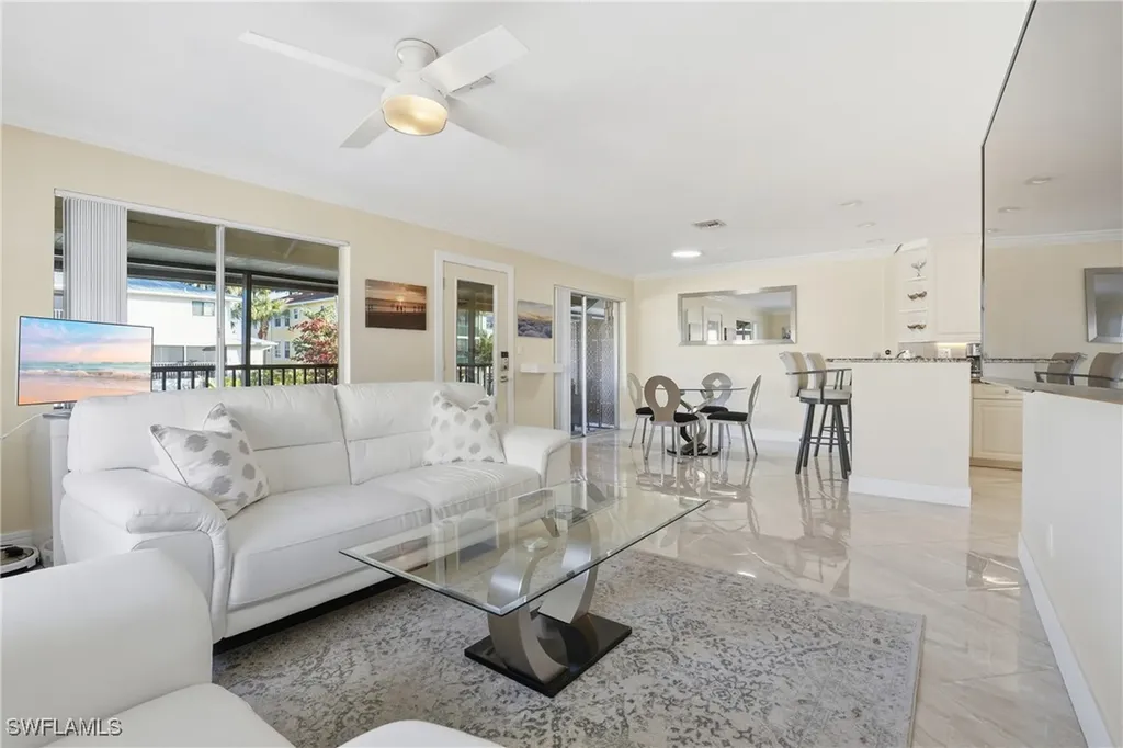 1519 Chesapeake Avenue Naples FL 34102