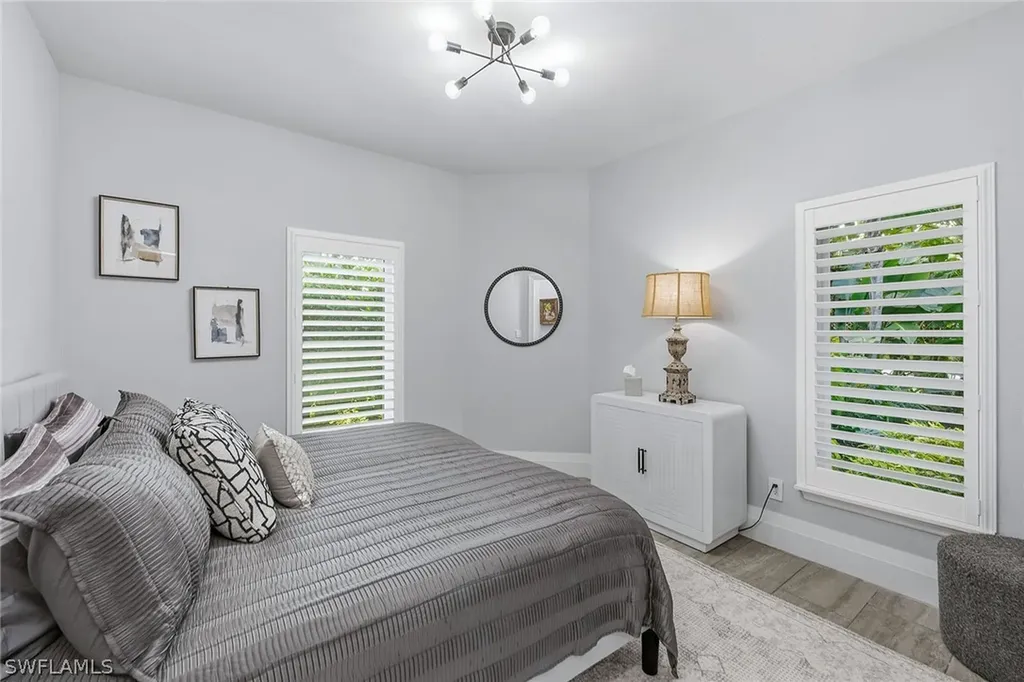 123 Newport Drive Naples FL 34114