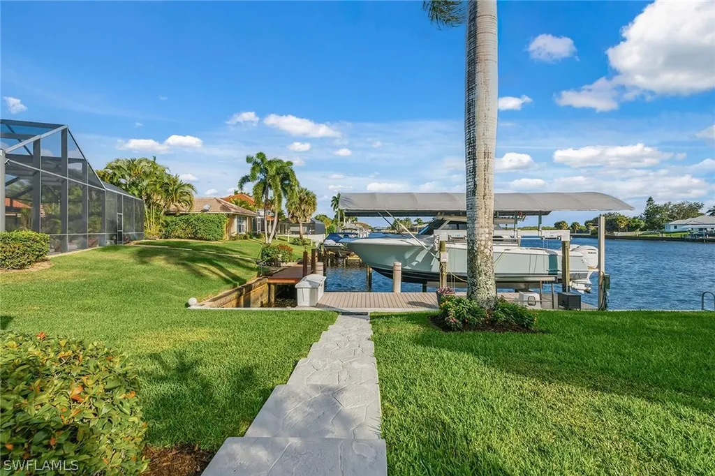 123 Newport Drive Naples FL 34114