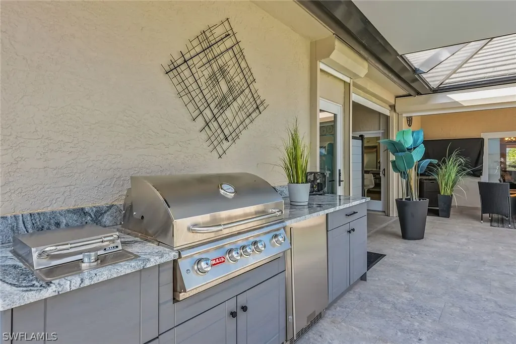 123 Newport Drive Naples FL 34114