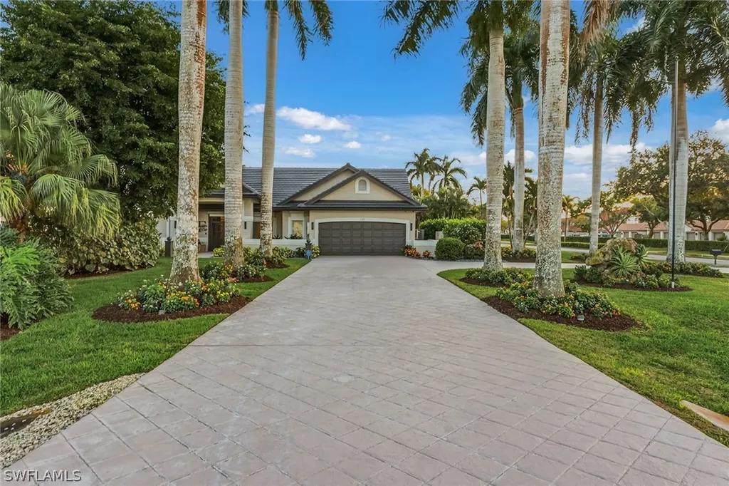 123 Newport Drive Naples FL 34114