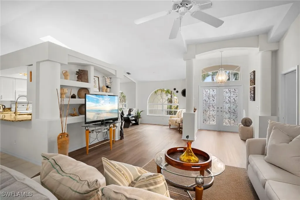 2233 SE 18th Avenue Cape Coral FL 33990