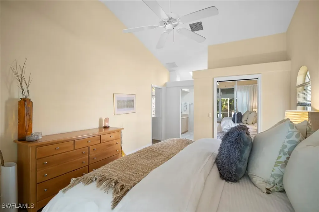 2233 SE 18th Avenue Cape Coral FL 33990