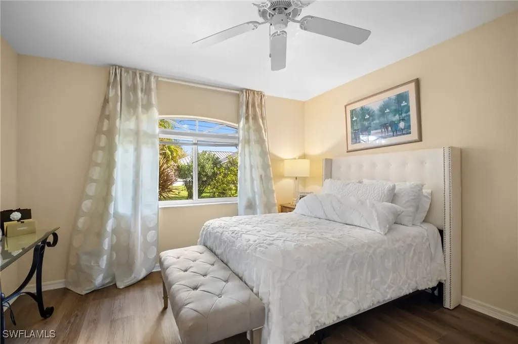 2233 SE 18th Avenue Cape Coral FL 33990