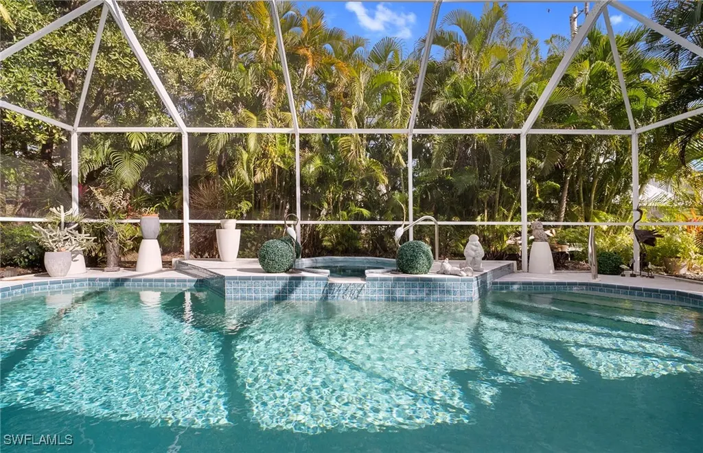 2233 SE 18th Avenue Cape Coral FL 33990