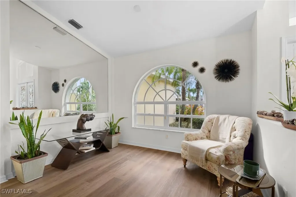 2233 SE 18th Avenue Cape Coral FL 33990