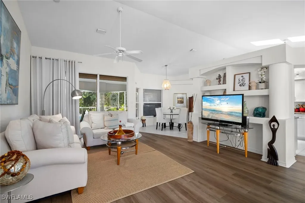 2233 SE 18th Avenue Cape Coral FL 33990