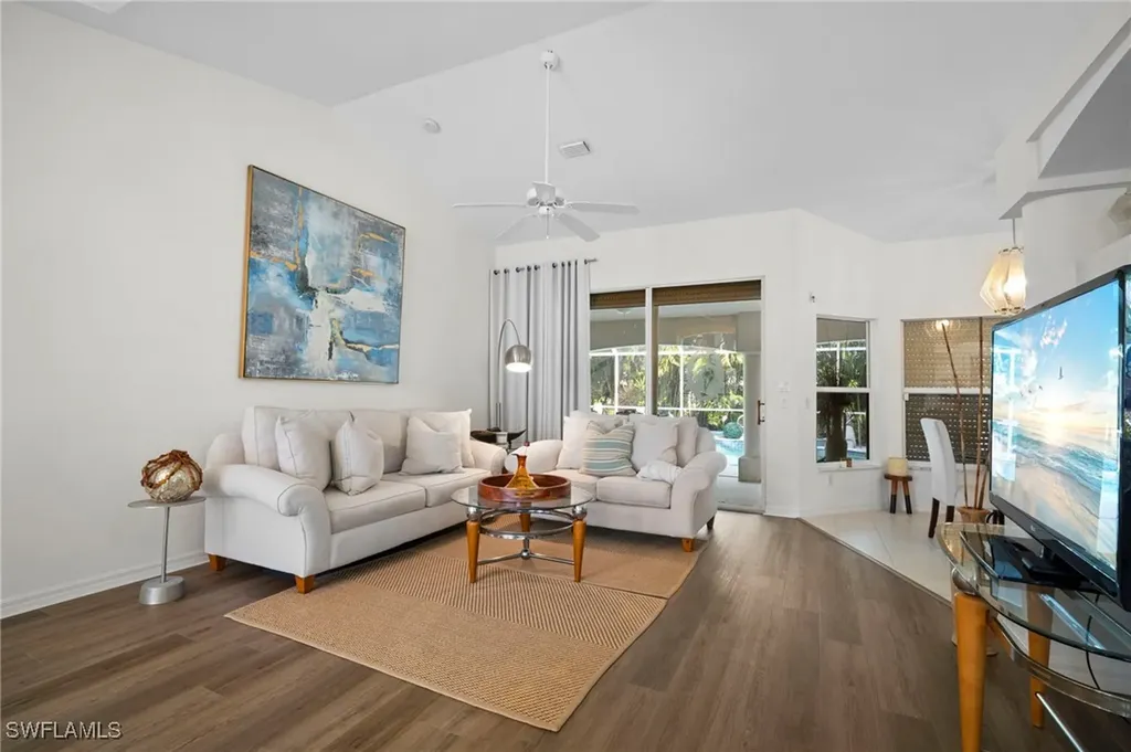 2233 SE 18th Avenue Cape Coral FL 33990