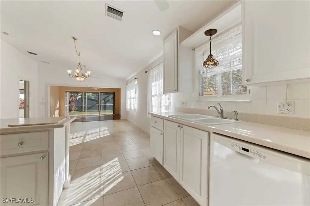 28281 Islet Trail Bonita Springs FL 34135