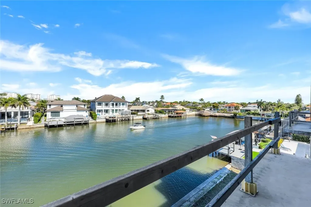 415 Seabee Avenue Naples FL 34108