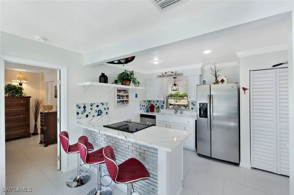 4251 Island Circle Fort Myers FL 33919