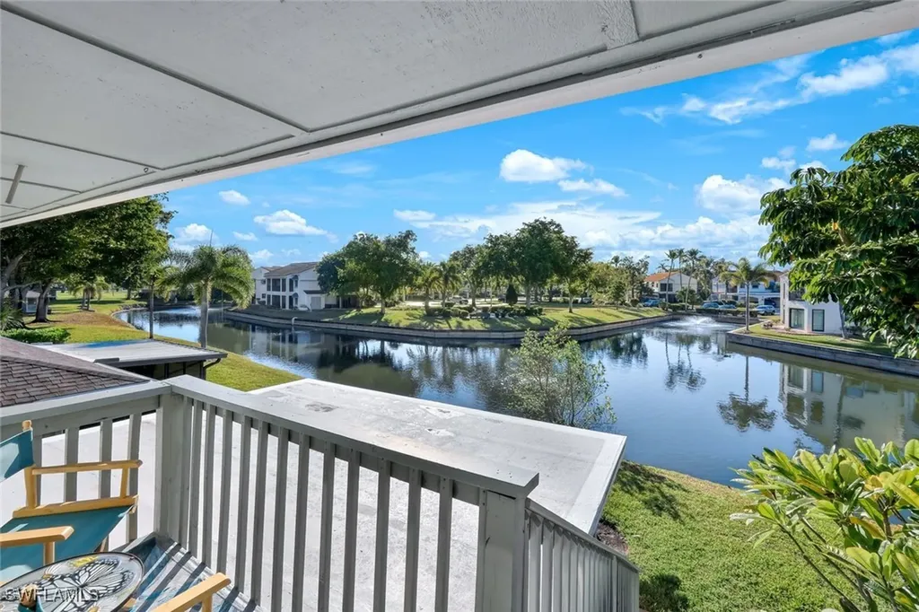 4251 Island Circle Fort Myers FL 33919