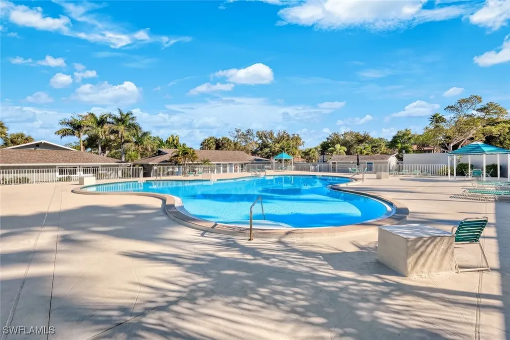 4251 Island Circle Fort Myers FL 33919