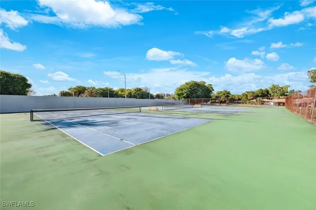 4251 Island Circle Fort Myers FL 33919