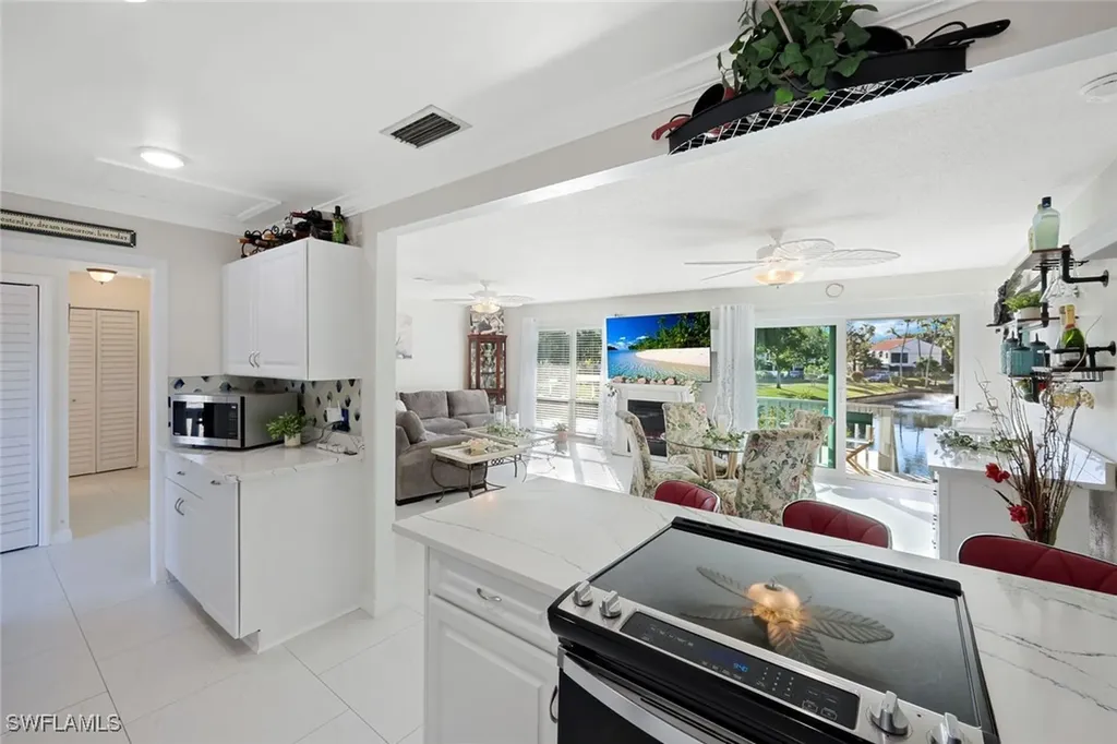 4251 Island Circle Fort Myers FL 33919