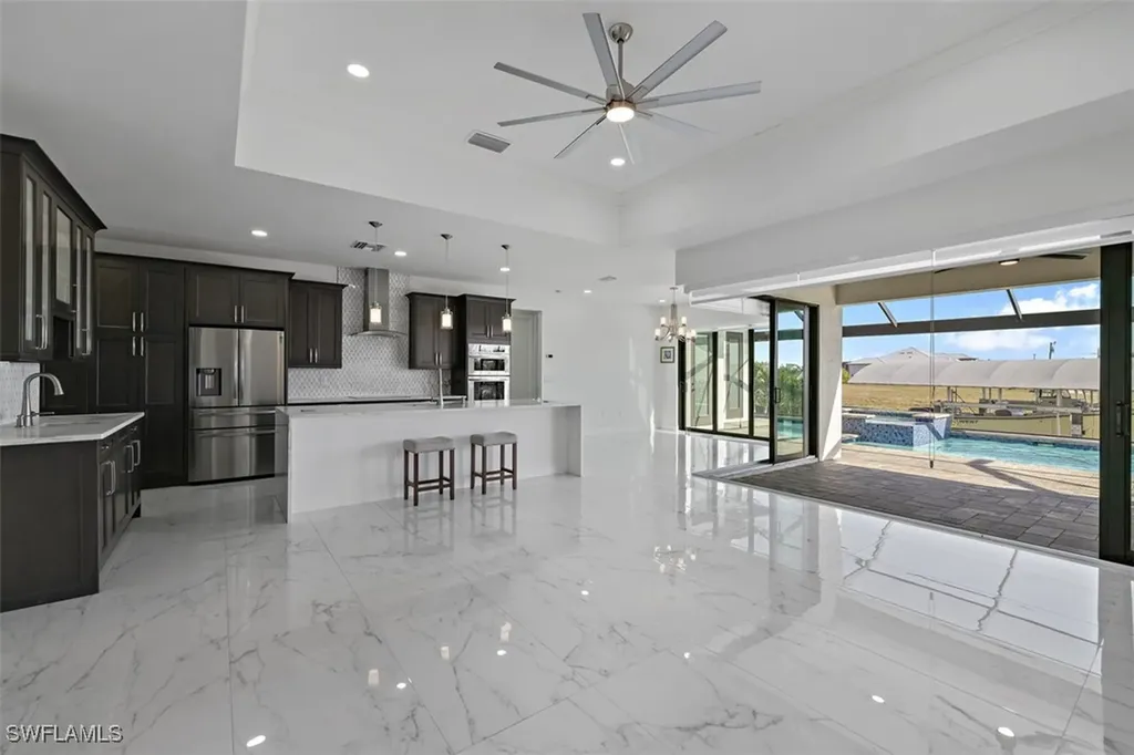 901 NW 33rd Place Cape Coral FL 33993