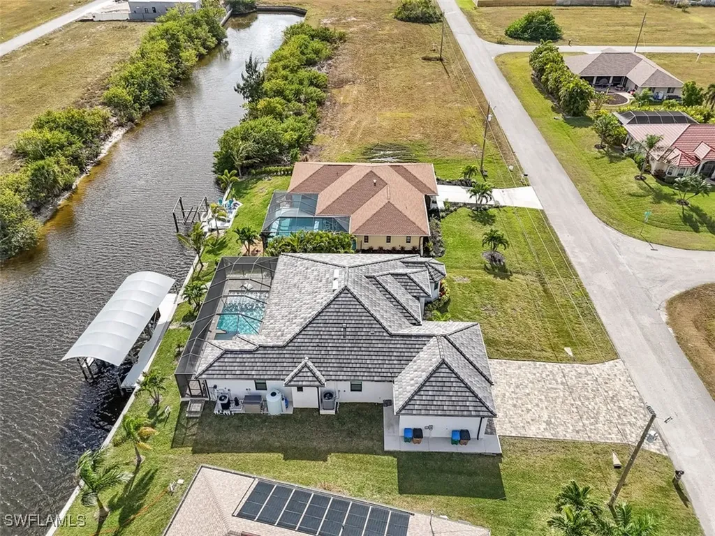 901 NW 33rd Place Cape Coral FL 33993