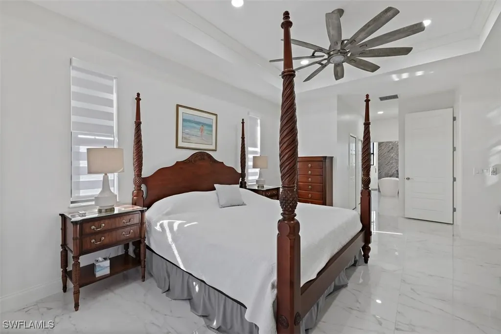 901 NW 33rd Place Cape Coral FL 33993