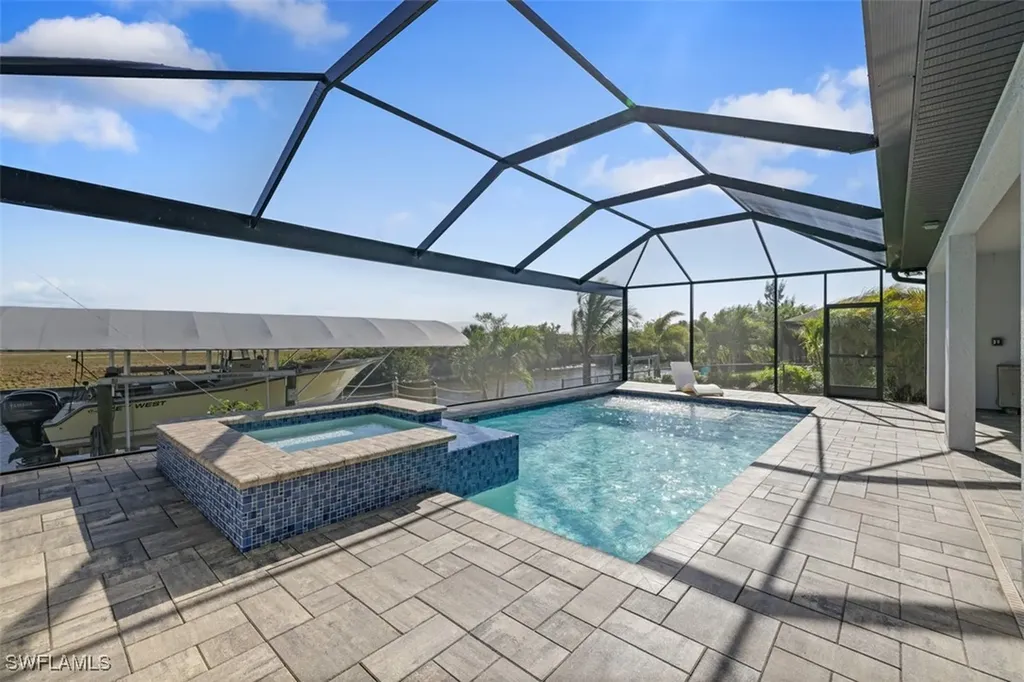 901 NW 33rd Place Cape Coral FL 33993