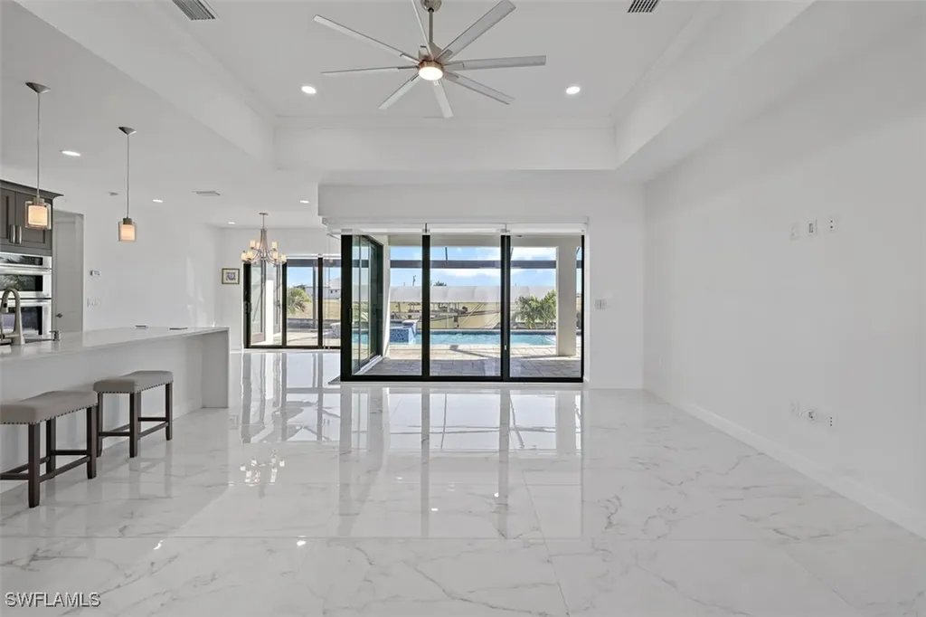 901 NW 33rd Place Cape Coral FL 33993