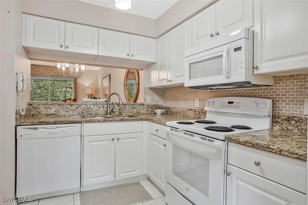 6605 Huntington Lakes Circle Naples FL 34119