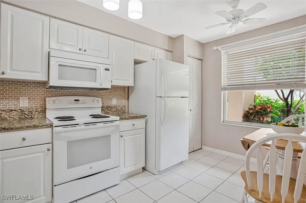 6605 Huntington Lakes Circle Naples FL 34119