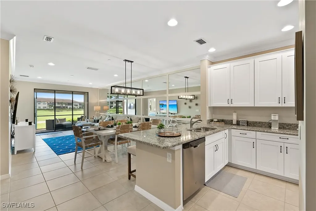 9386 Pocida Court Naples FL 34119