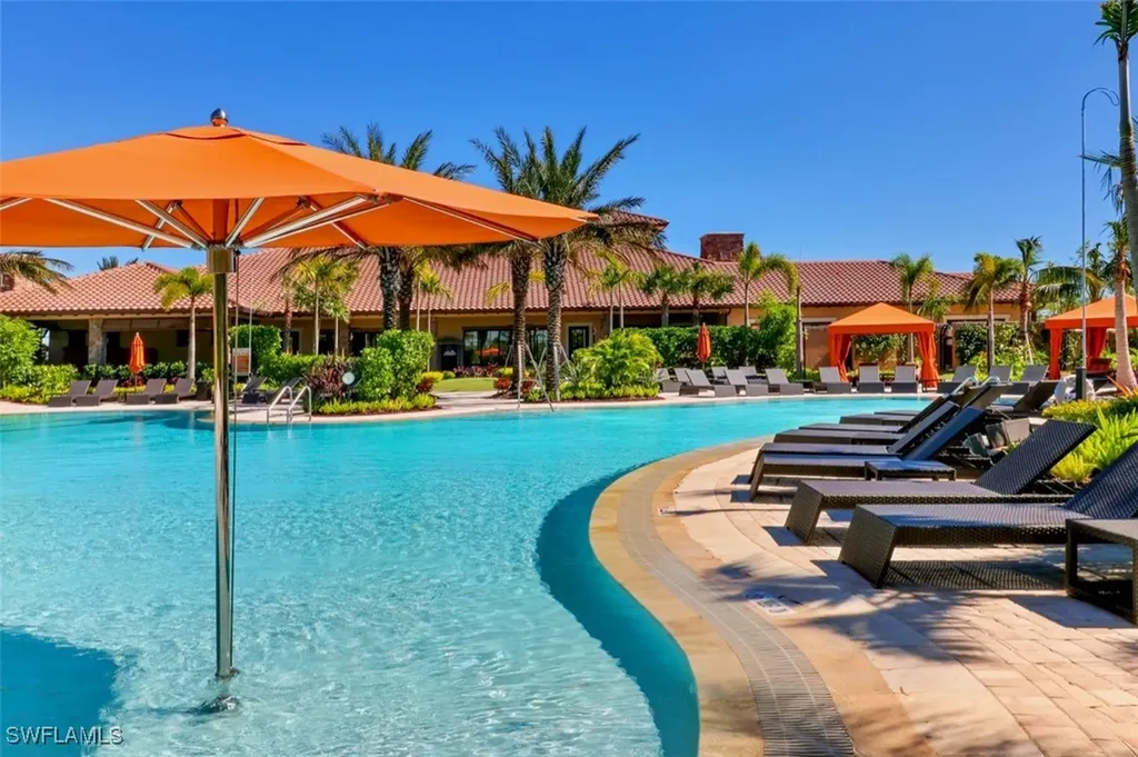 9386 Pocida Court Naples FL 34119