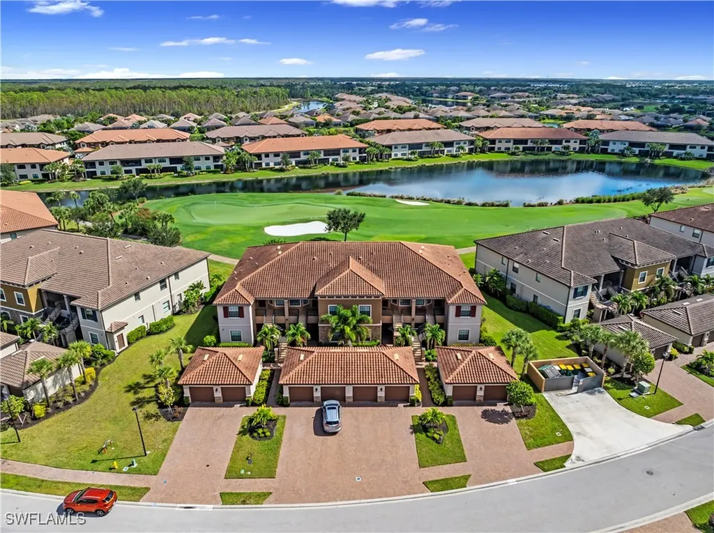 9386 Pocida Court Naples FL 34119