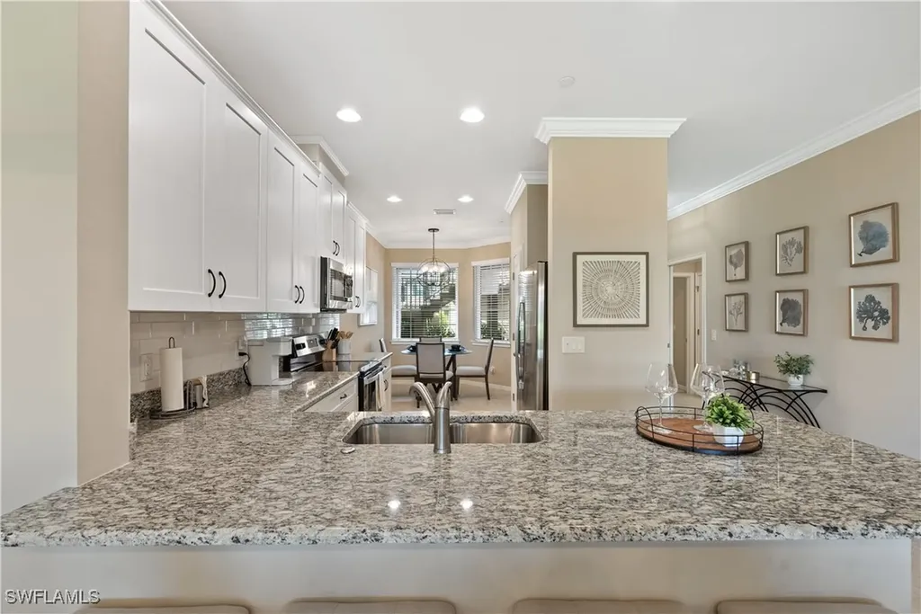 9386 Pocida Court Naples FL 34119
