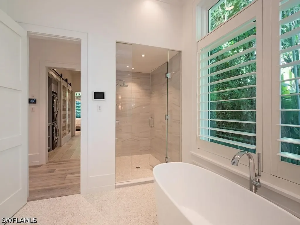 225 4th Avenue N Naples FL 34102